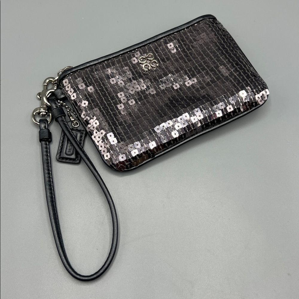 Coach Sequin Wristlet Clutch Gunmetal Gray - Picture 2 of 3